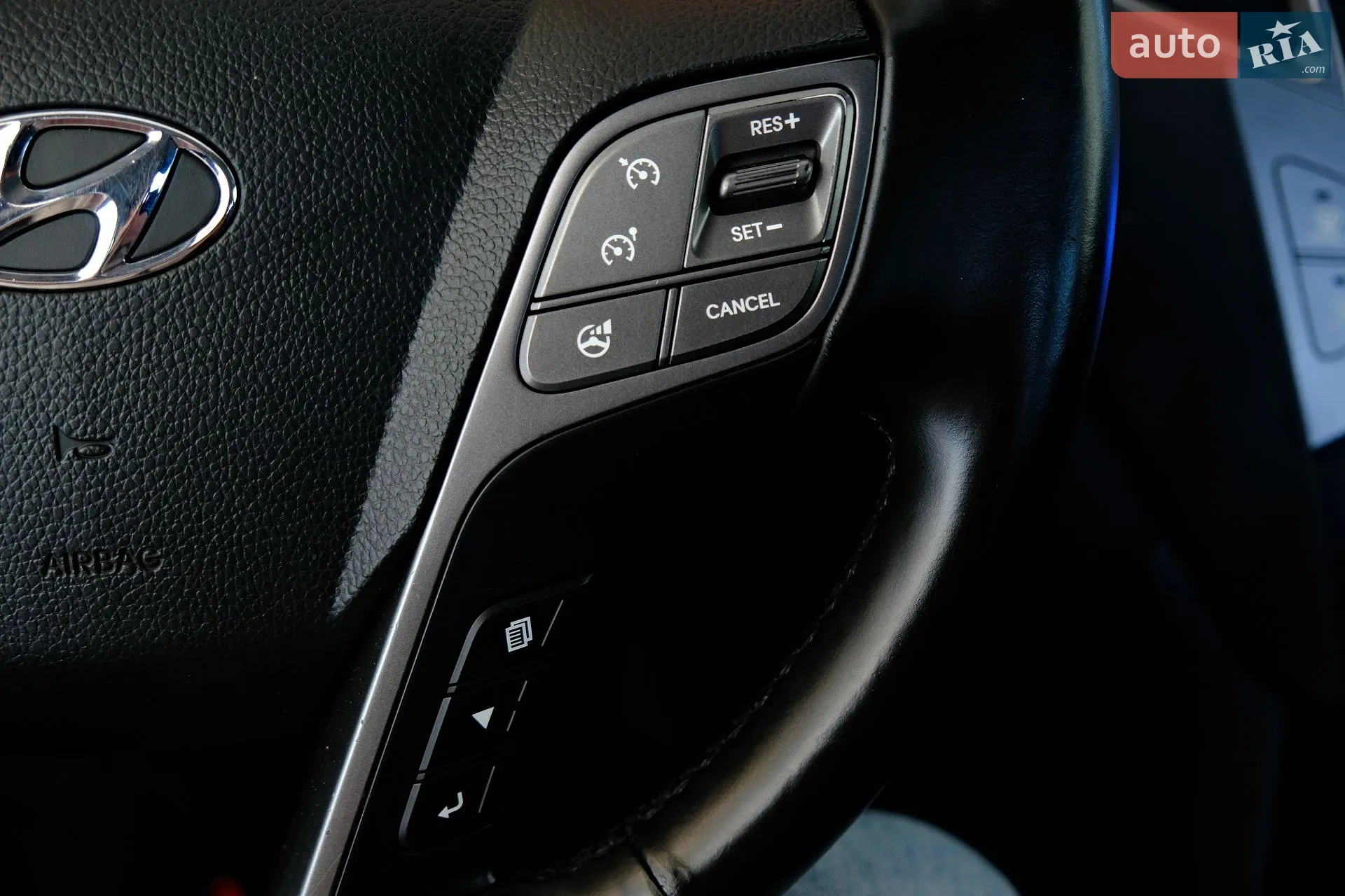 2013 Hyundai Santa Fe - мініатюра 18