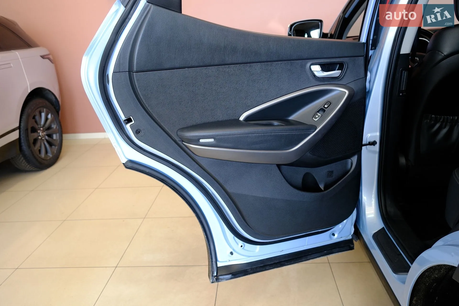 2013 Hyundai Santa Fe - мініатюра 31