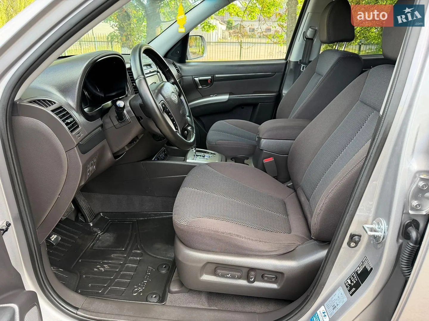 2010 Hyundai Santa Fe - мініатюра 22