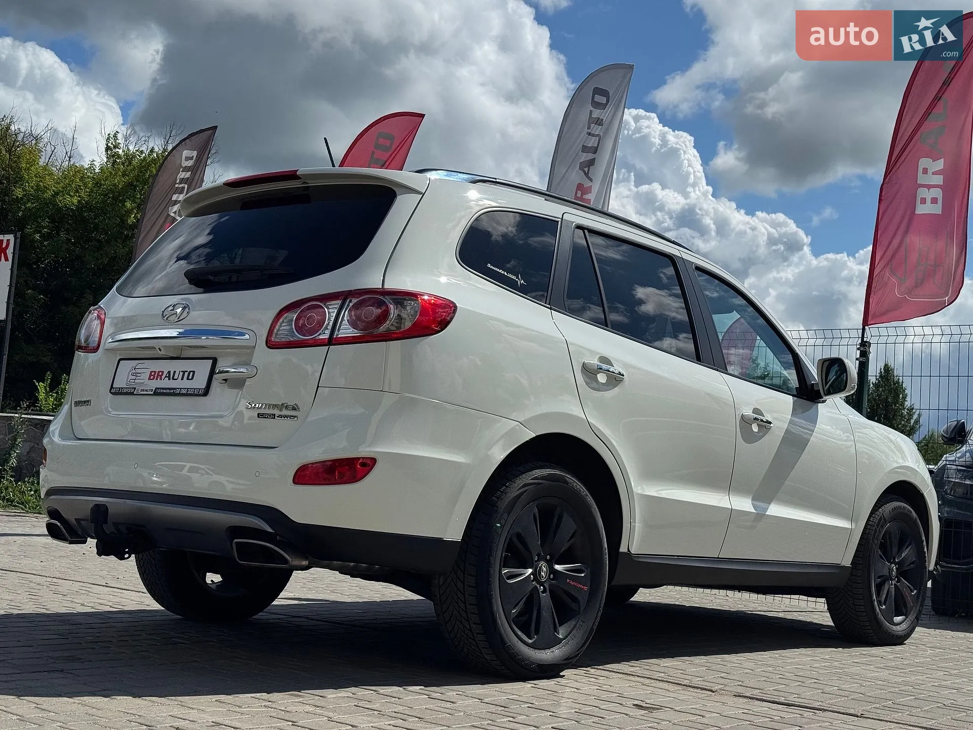 2011 Hyundai Santa Fe - мініатюра 15
