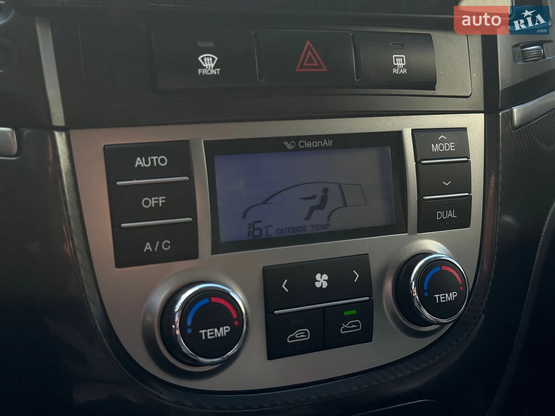 2011 Hyundai Santa Fe - мініатюра 49