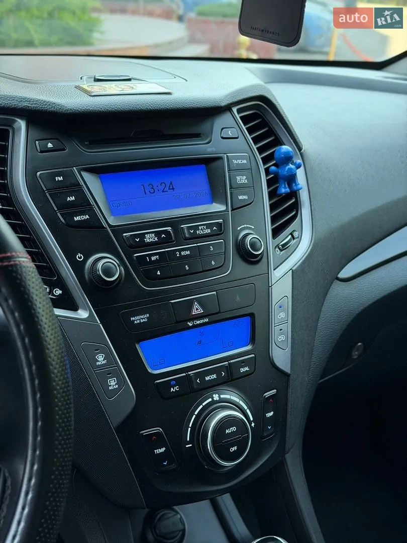 2012 Hyundai Santa Fe - мініатюра 23