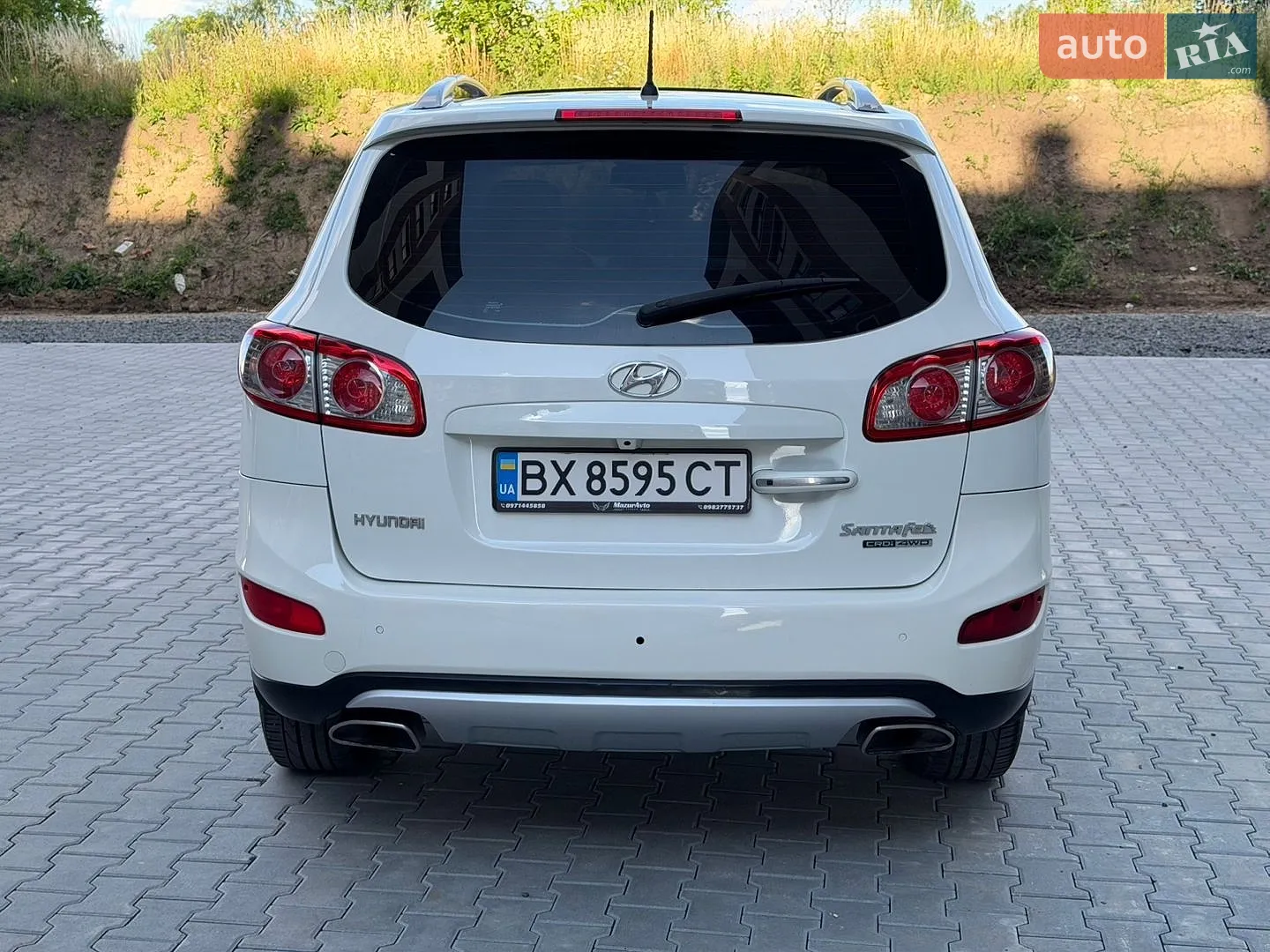 2011 Hyundai Santa Fe - мініатюра 14