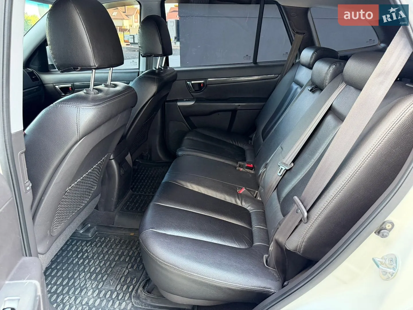 2011 Hyundai Santa Fe - мініатюра 22