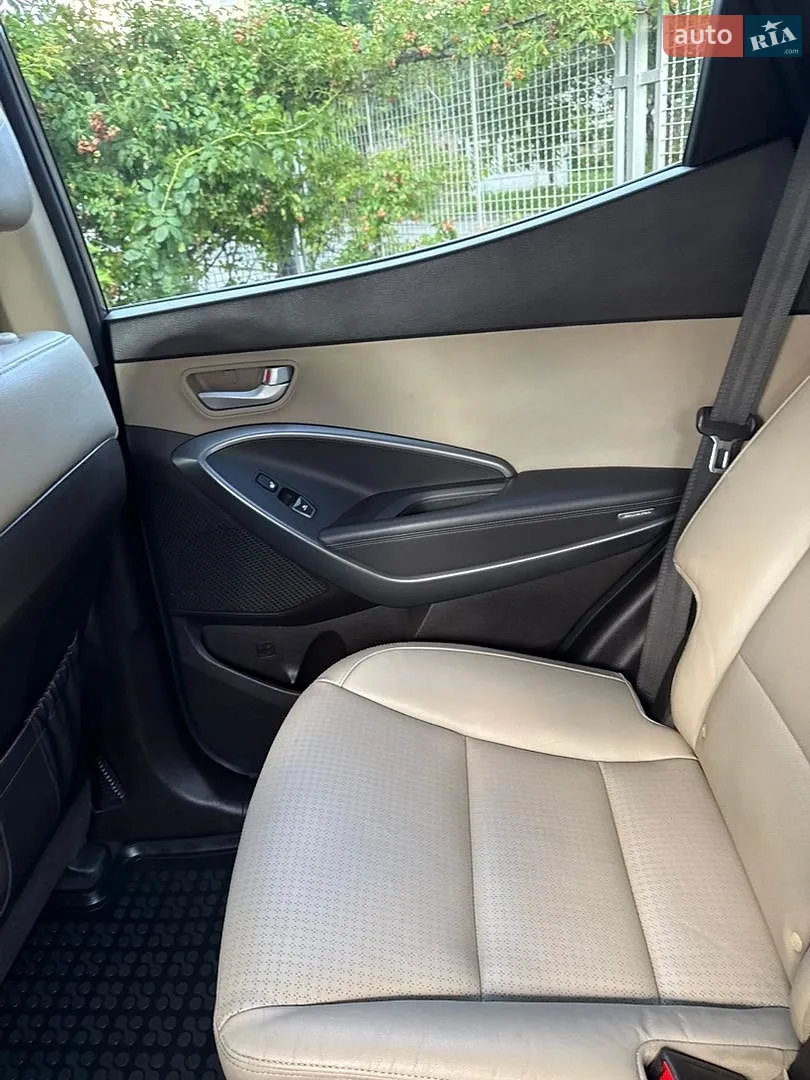 2013 Hyundai Santa Fe - мініатюра 11