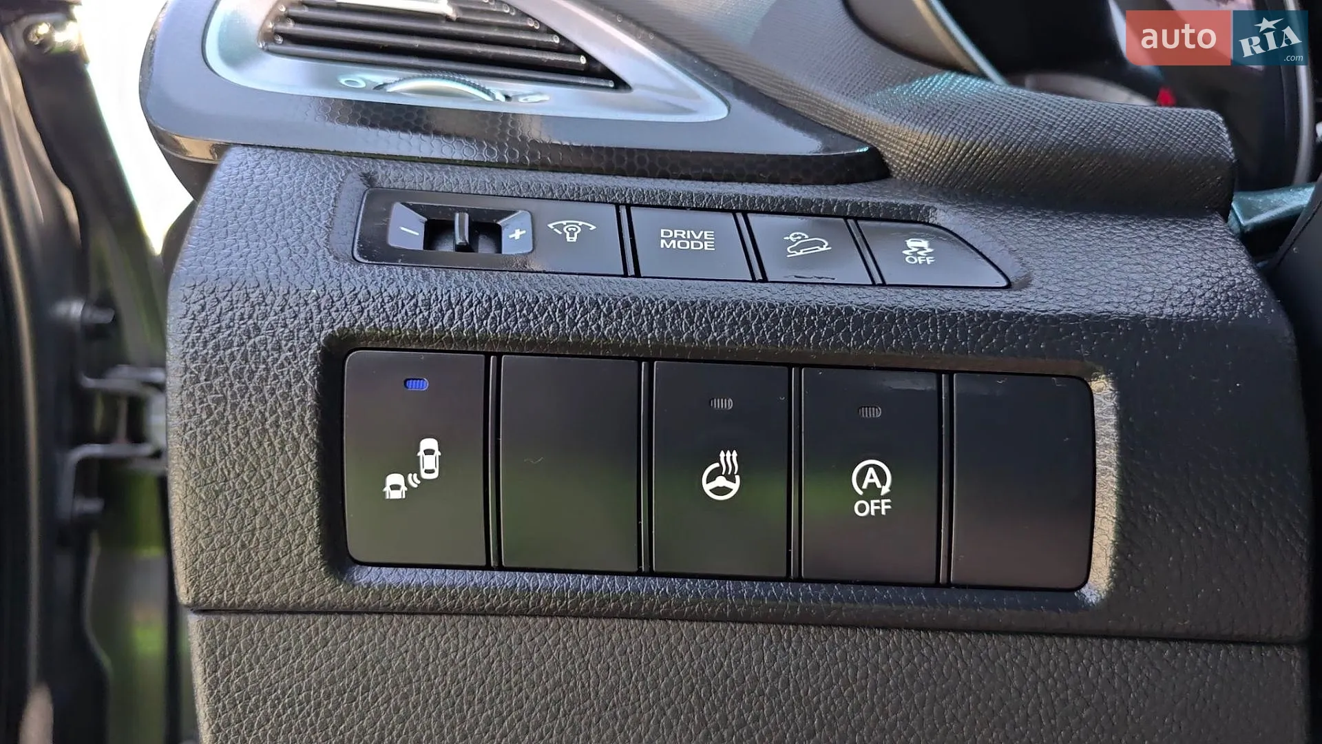 2015 Hyundai Santa Fe - мініатюра 61
