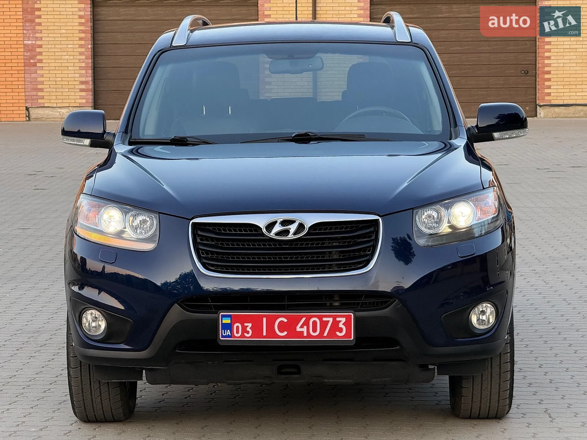 2010 Hyundai Santa Fe - мініатюра 2
