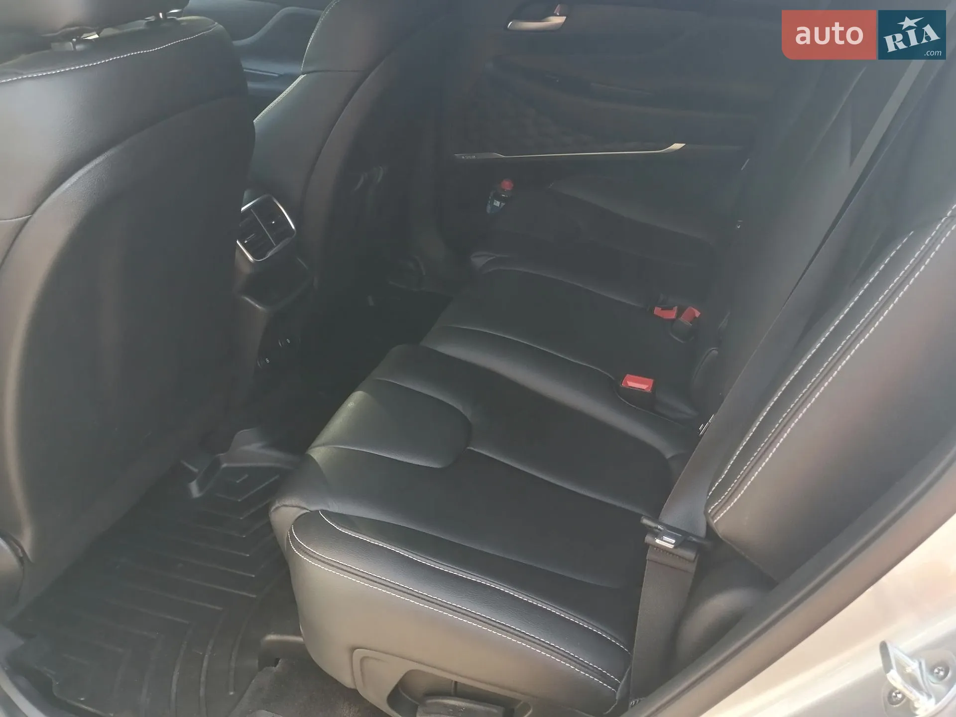 2020 Hyundai Santa Fe - мініатюра 15