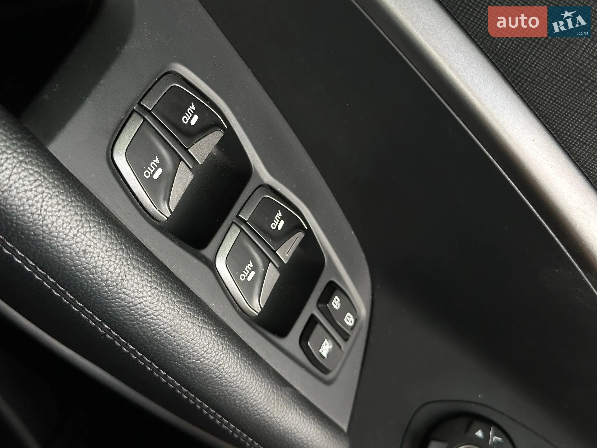 2013 Hyundai Santa Fe - мініатюра 29