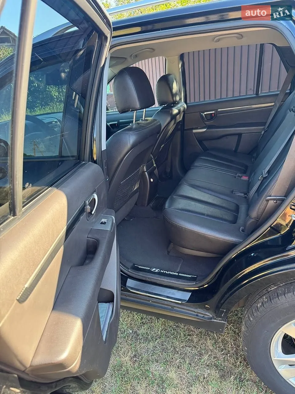 2011 Hyundai Santa Fe - мініатюра 2