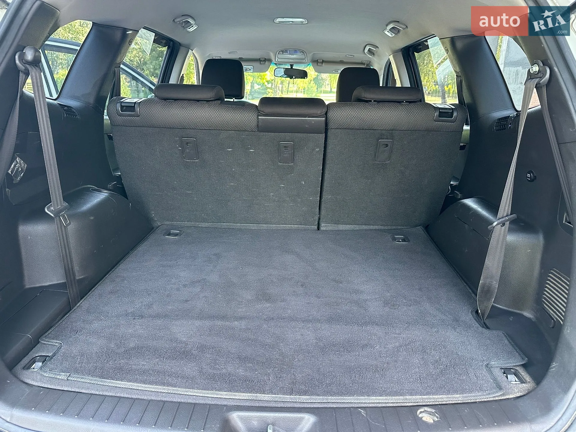 2011 Hyundai Santa Fe - мініатюра 37