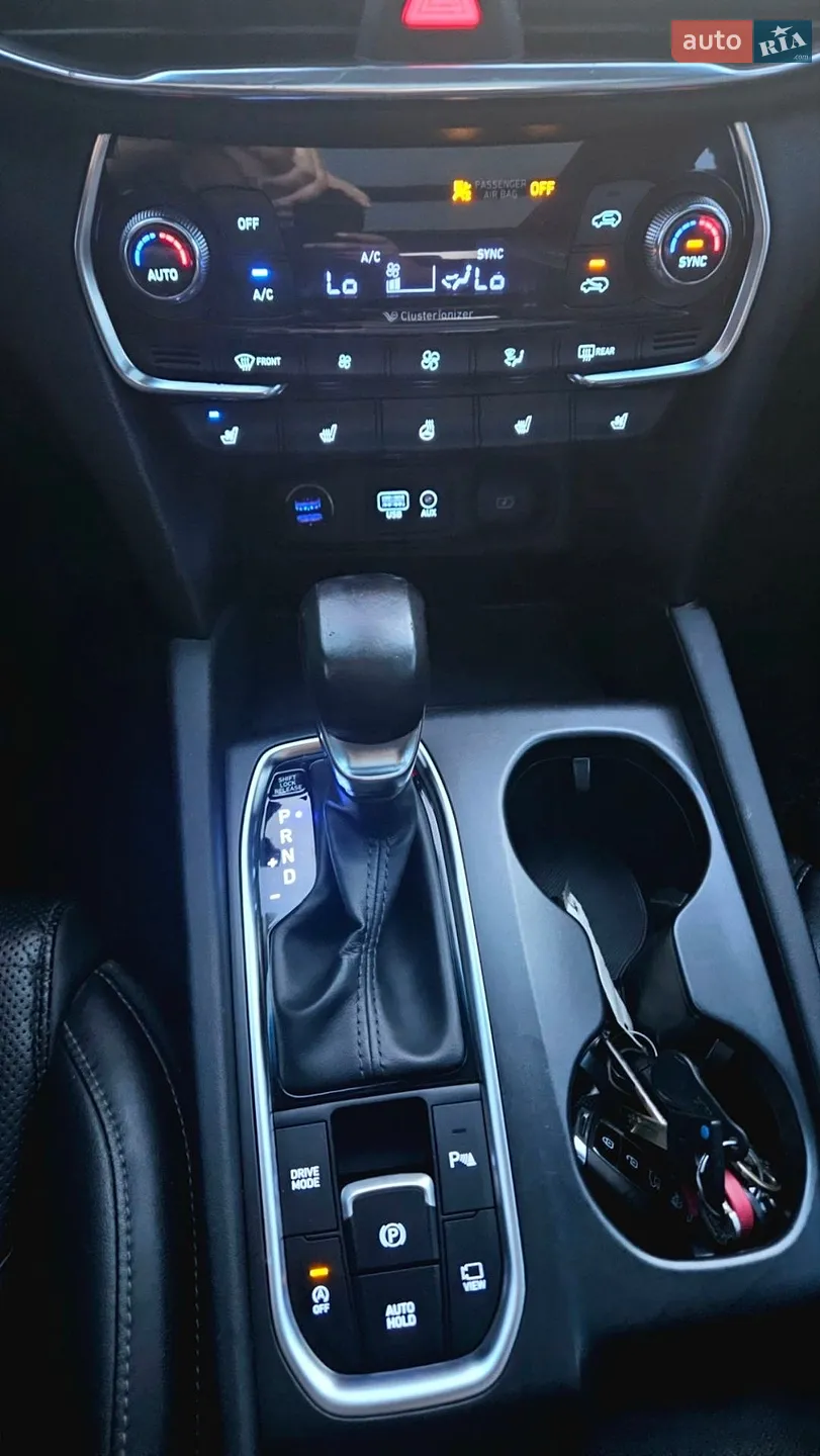 2018 Hyundai Santa Fe - мініатюра 31