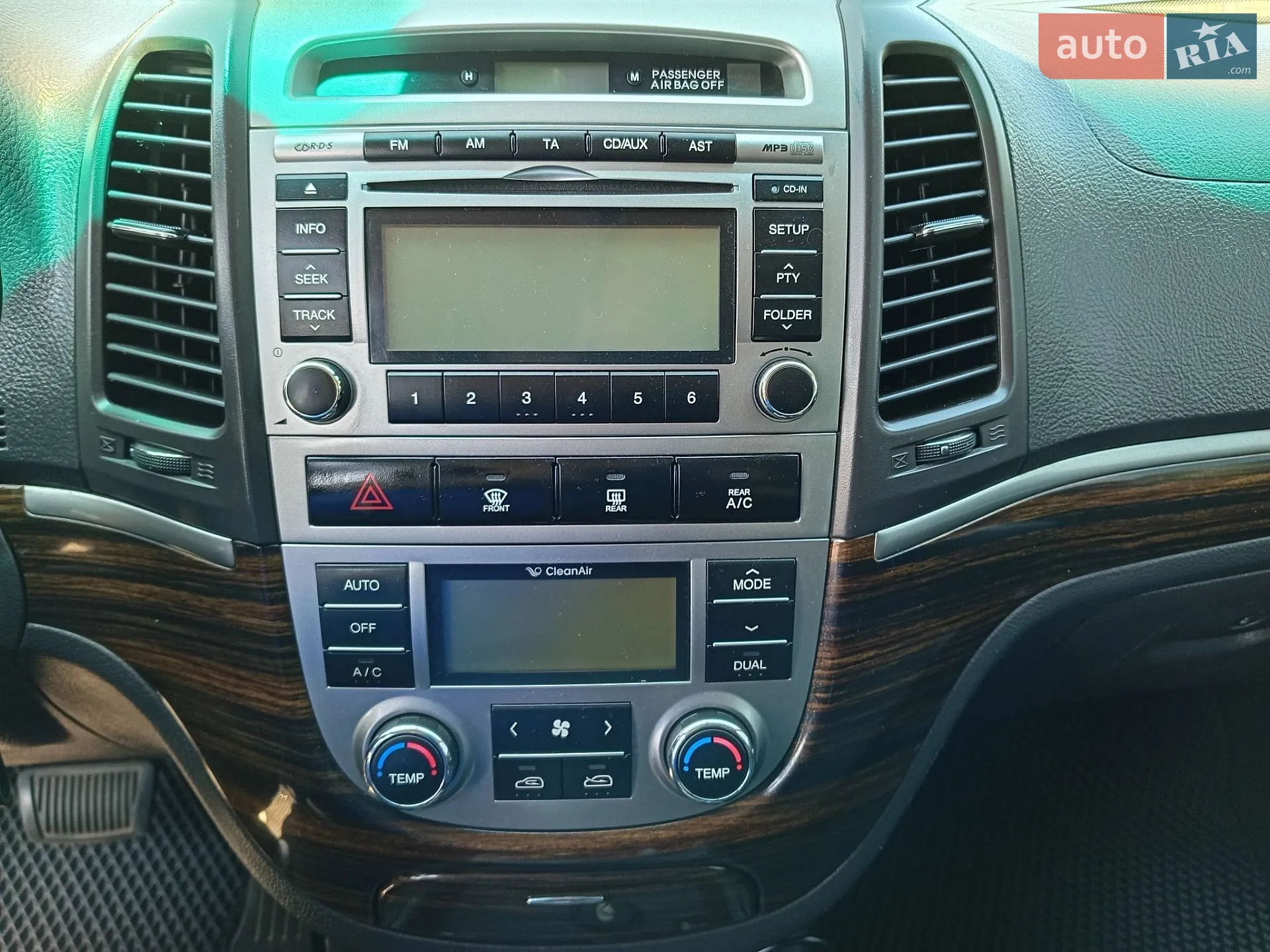 2011 Hyundai Santa Fe - мініатюра 20
