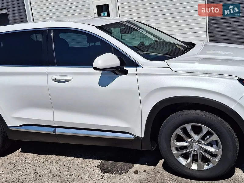 Hyundai Santa FE