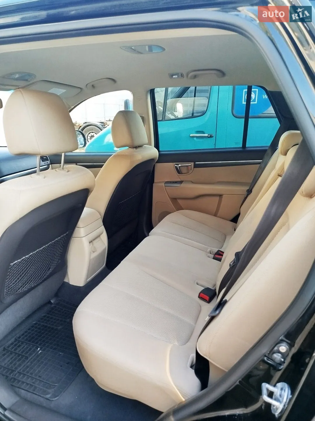 2010 Hyundai Santa Fe - мініатюра 16