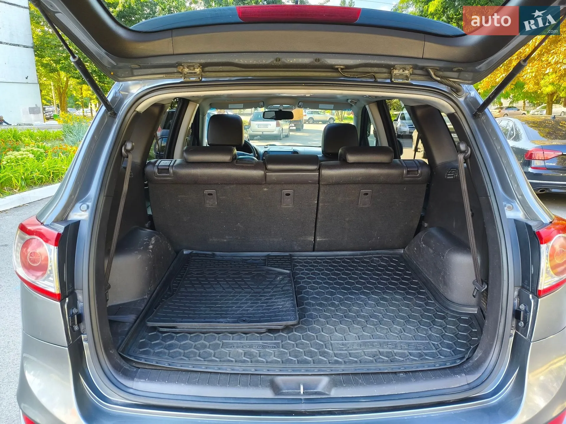 2011 Hyundai Santa Fe - мініатюра 16