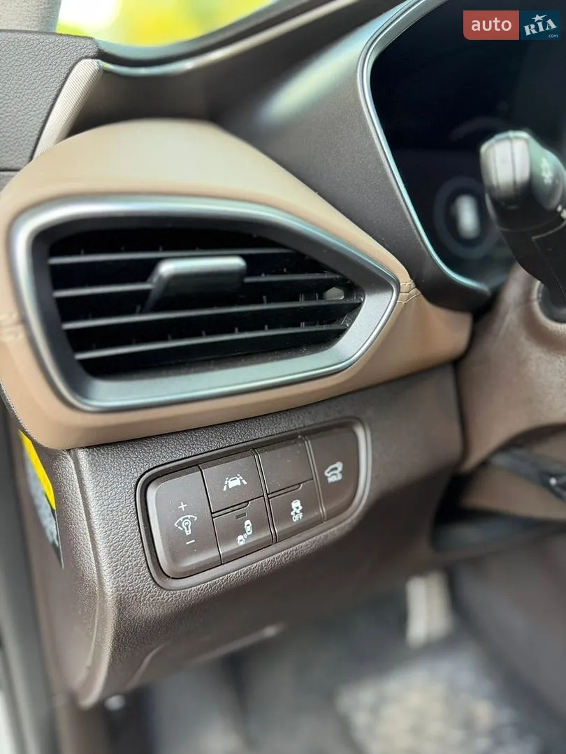 2018 Hyundai Santa Fe - мініатюра 28