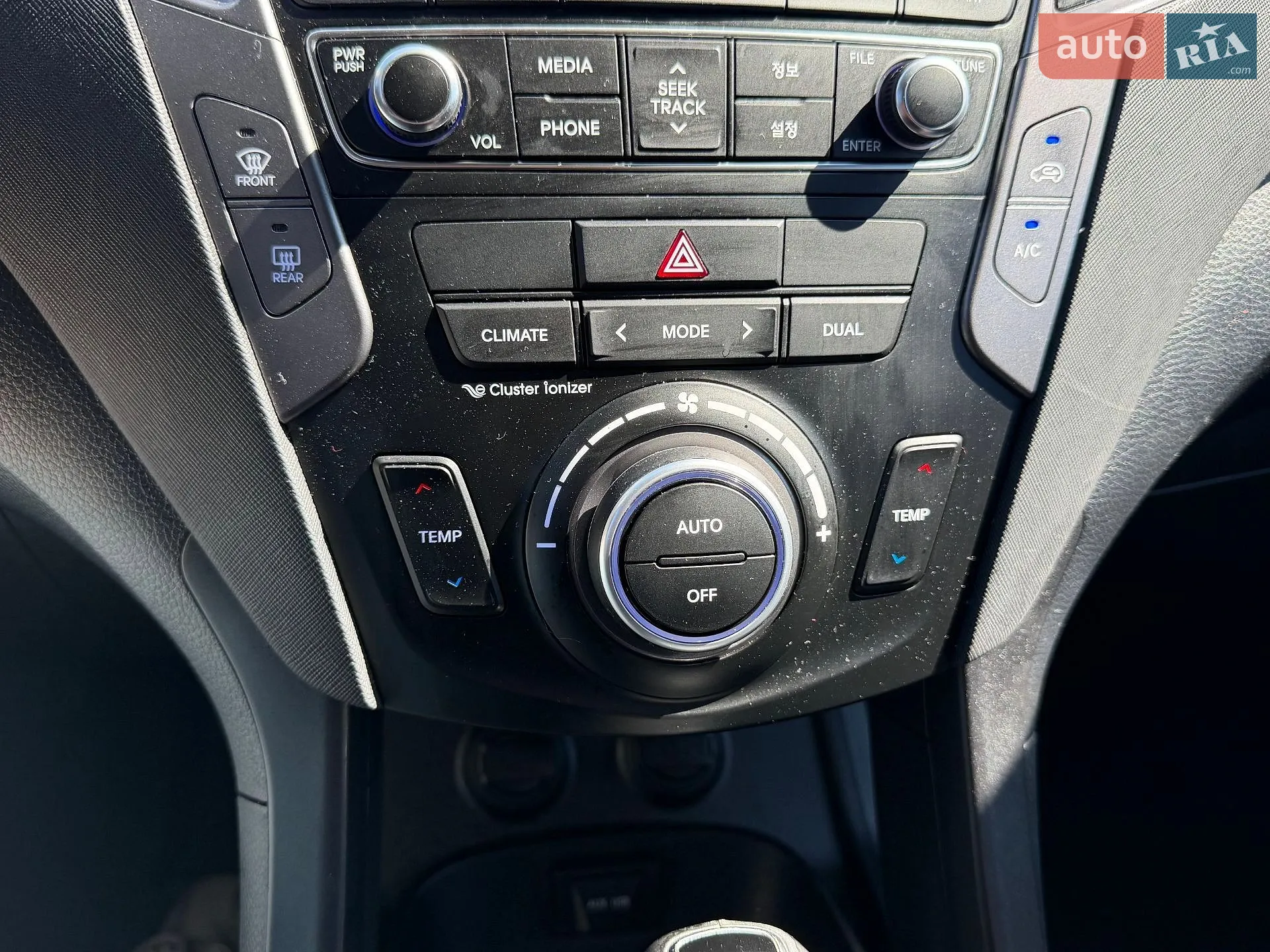 2015 Hyundai Santa Fe - мініатюра 20