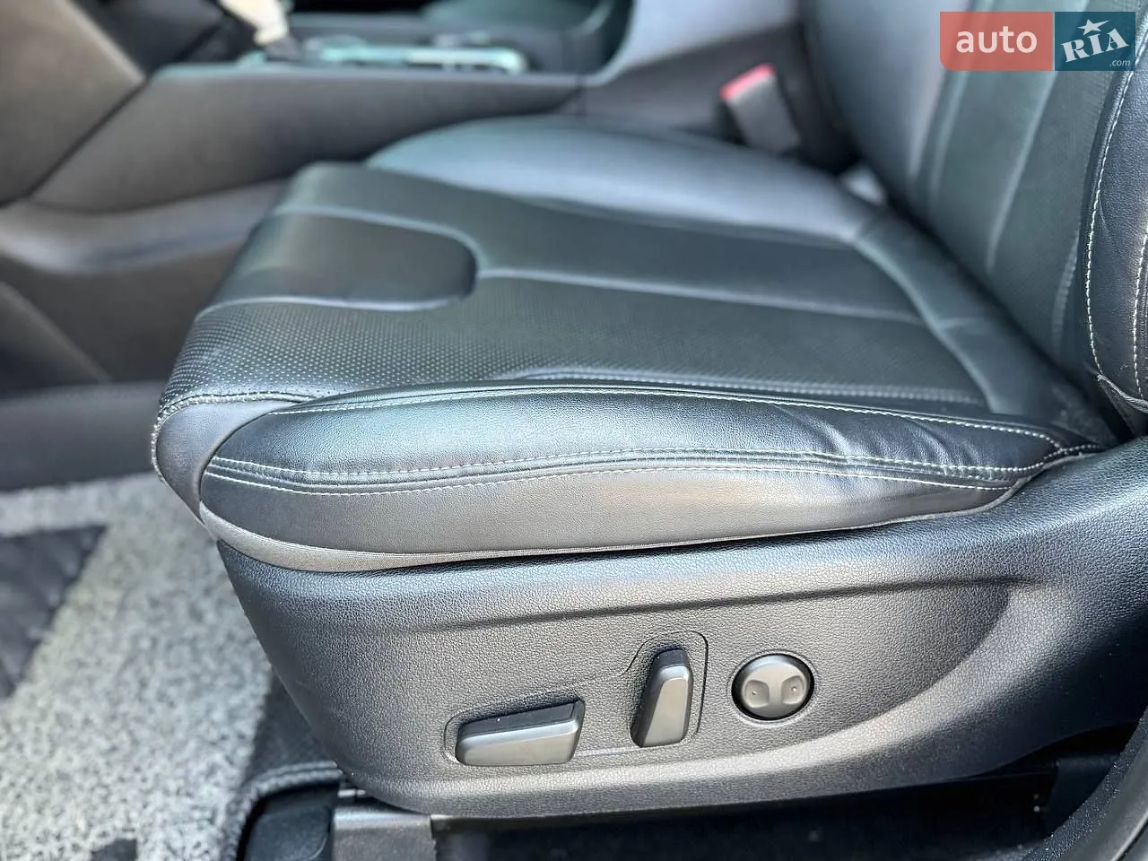 2019 Hyundai Santa Fe - мініатюра 21