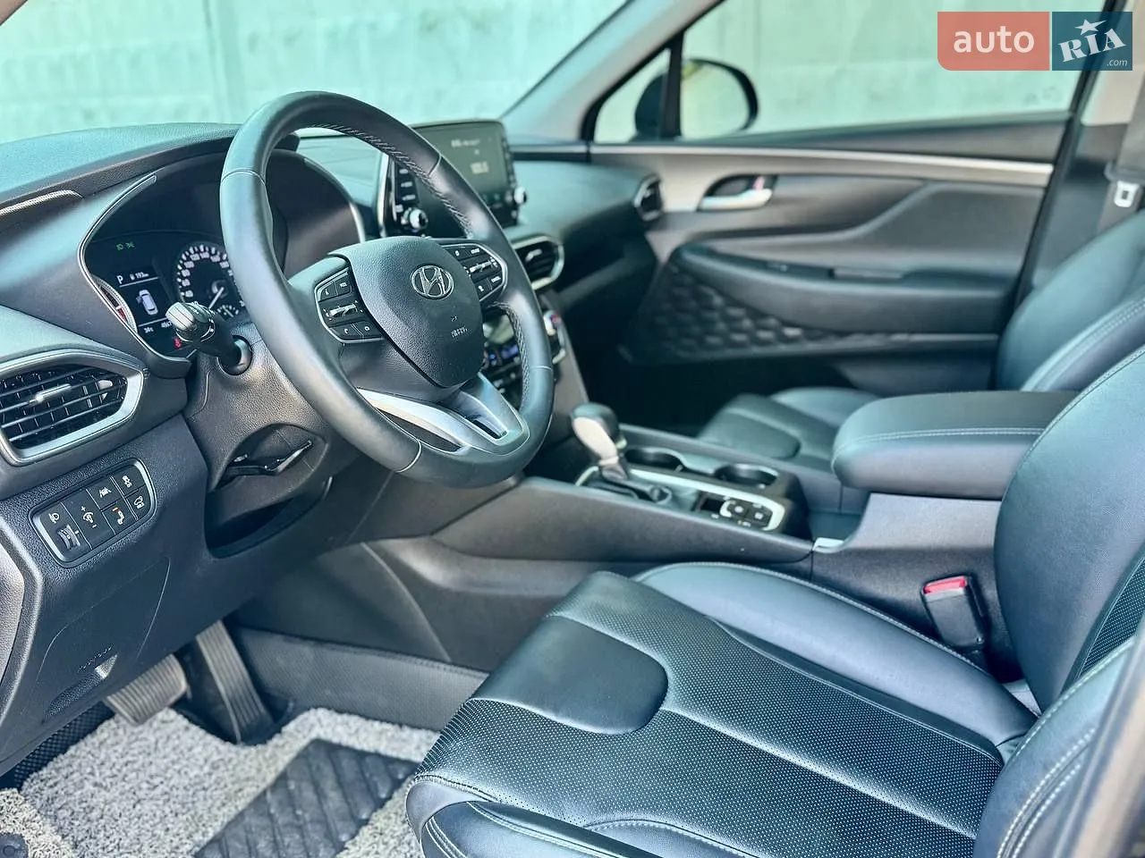 2019 Hyundai Santa Fe - мініатюра 23