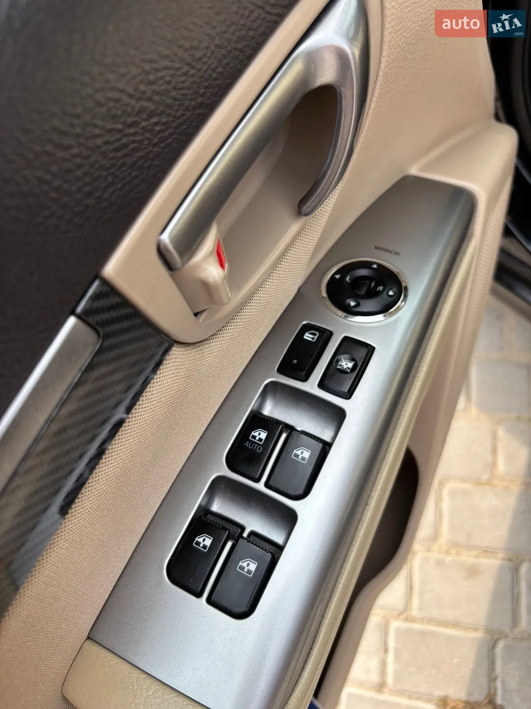 2011 Hyundai Santa Fe - мініатюра 2