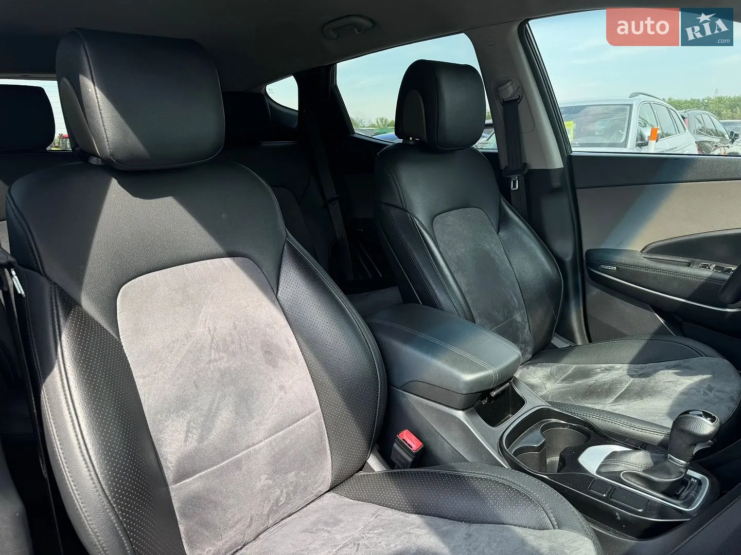 2017 Hyundai Santa Fe - мініатюра 12