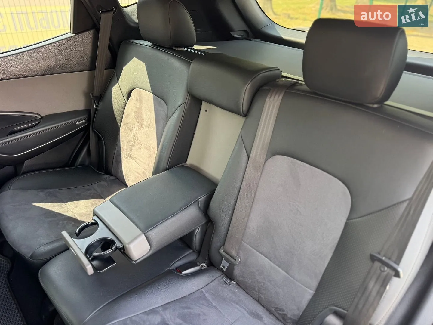 2017 Hyundai Santa Fe - мініатюра 23