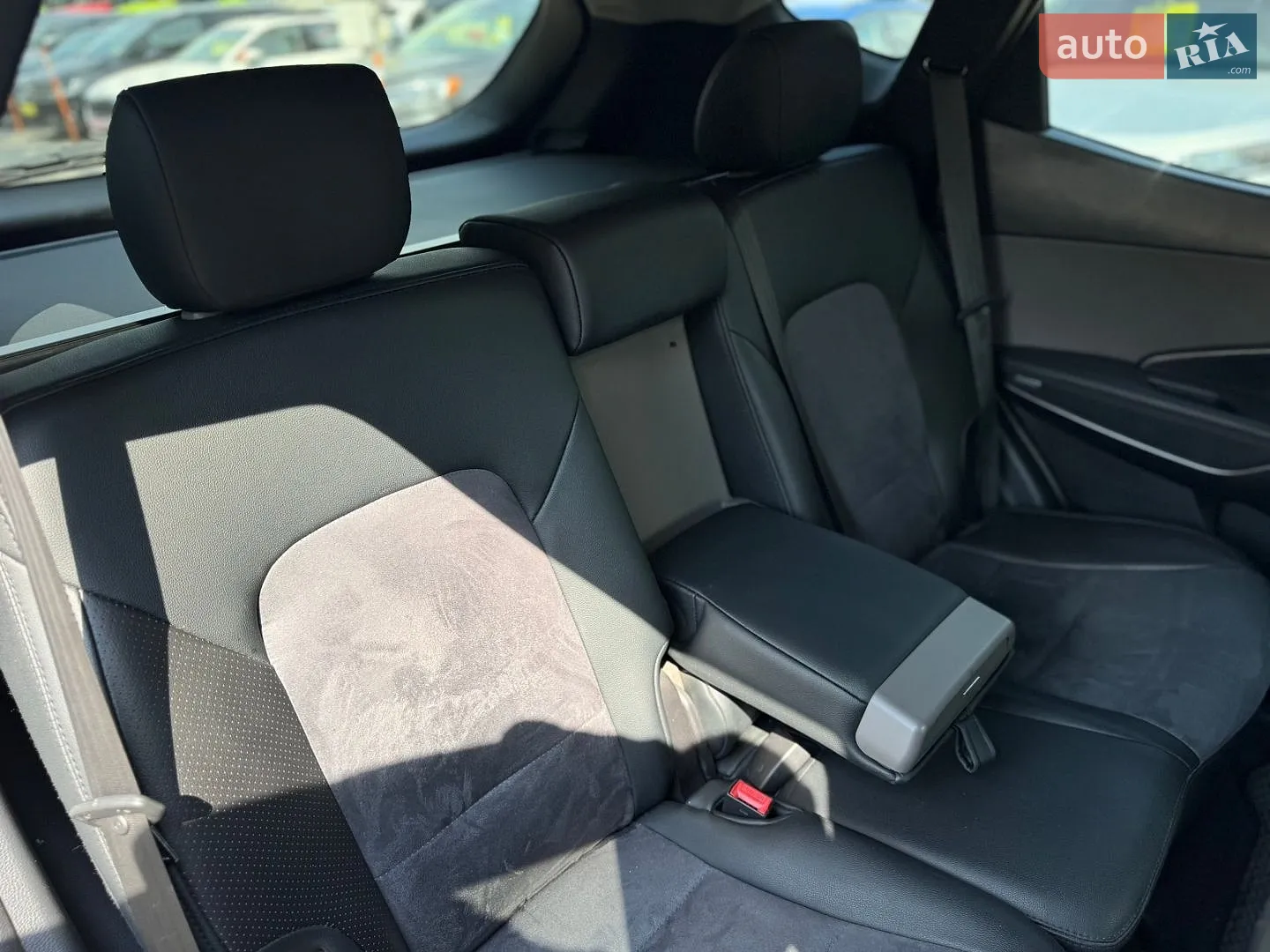 2017 Hyundai Santa Fe - мініатюра 24