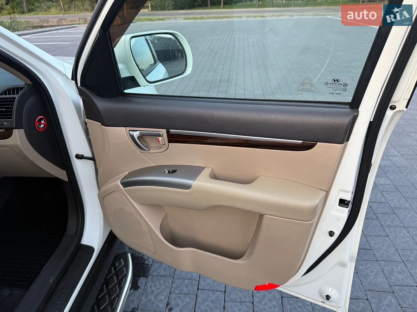 2011 Hyundai Santa Fe - мініатюра 12
