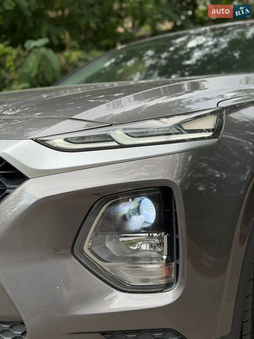 2019 Hyundai Santa Fe - мініатюра 8