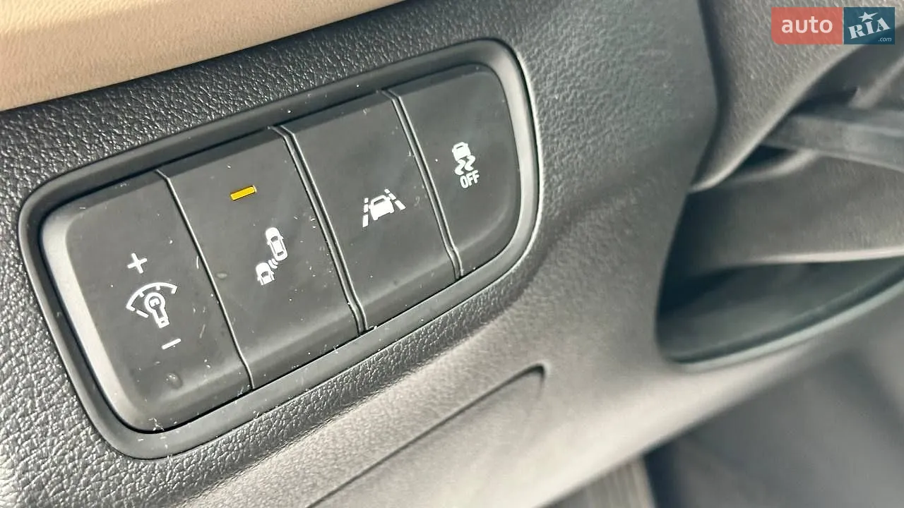 2018 Hyundai Santa Fe - мініатюра 25