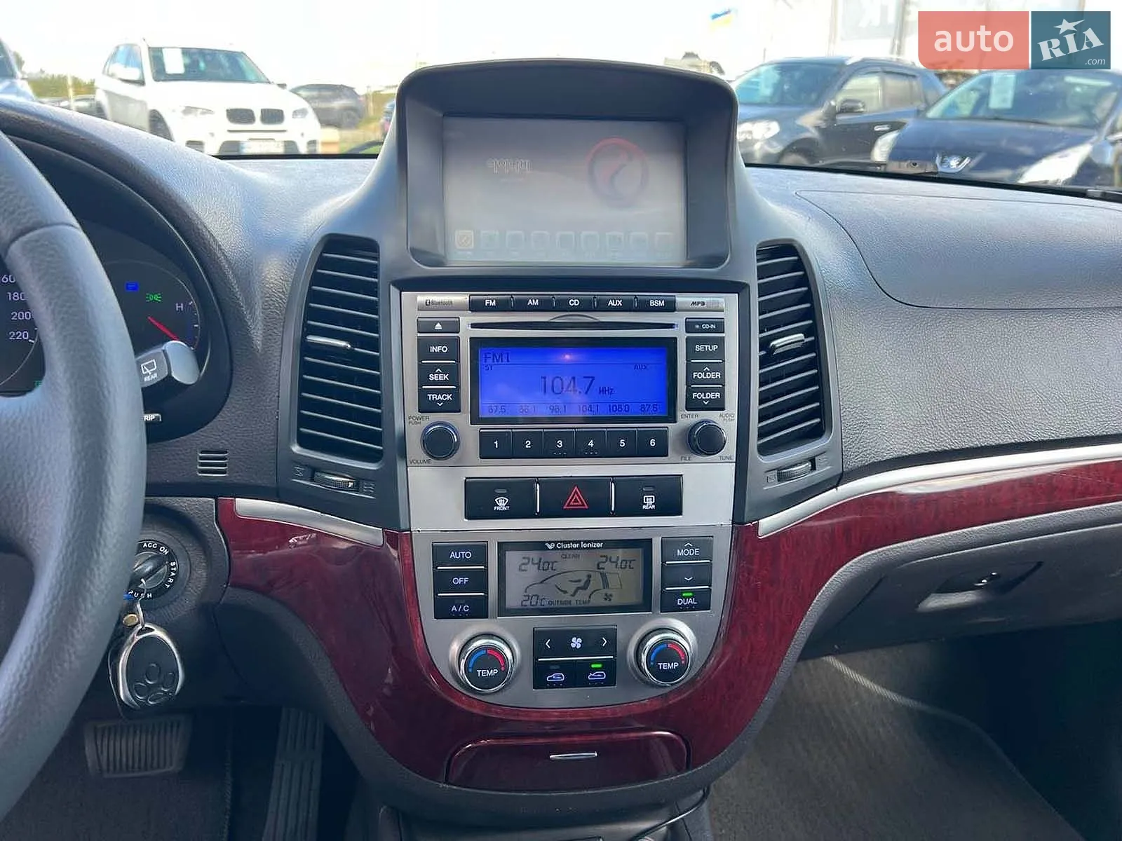 2010 Hyundai Santa Fe - мініатюра 29