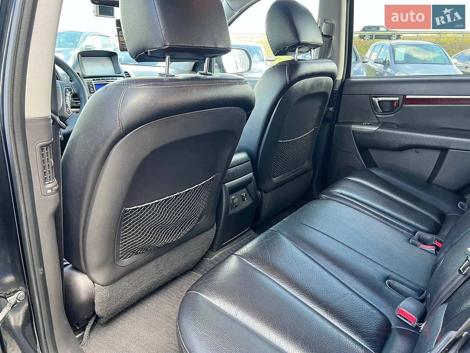2010 Hyundai Santa Fe - мініатюра 38