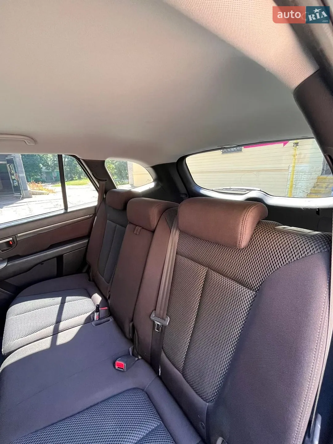 2010 Hyundai Santa Fe - мініатюра 15