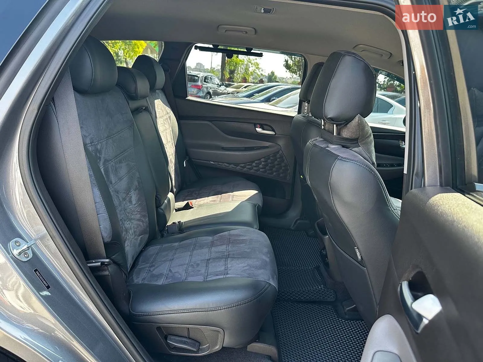 2019 Hyundai Santa Fe - мініатюра 29