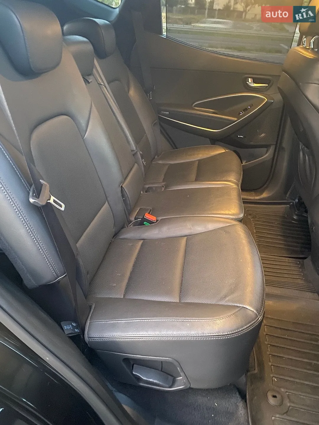 2018 Hyundai Santa Fe - мініатюра 31