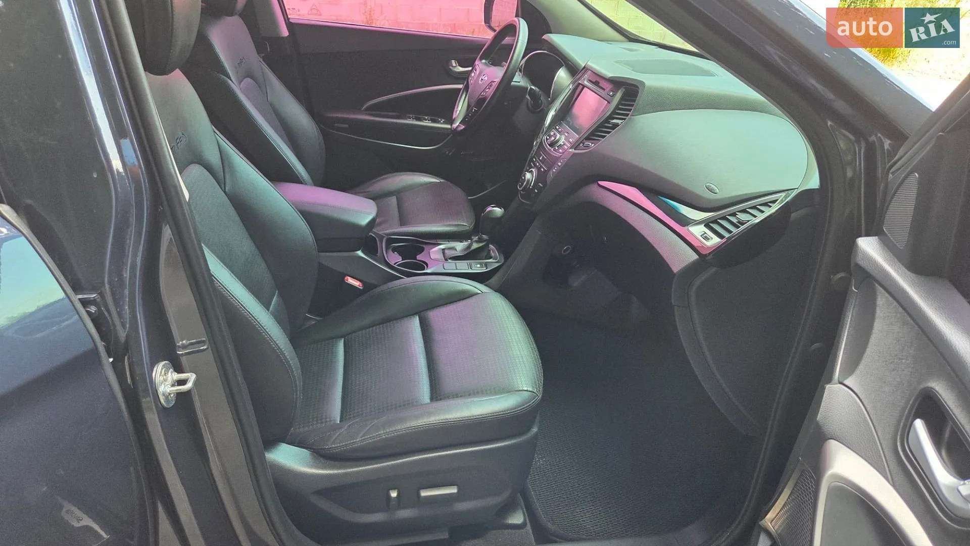 2014 Hyundai Santa Fe - мініатюра 17