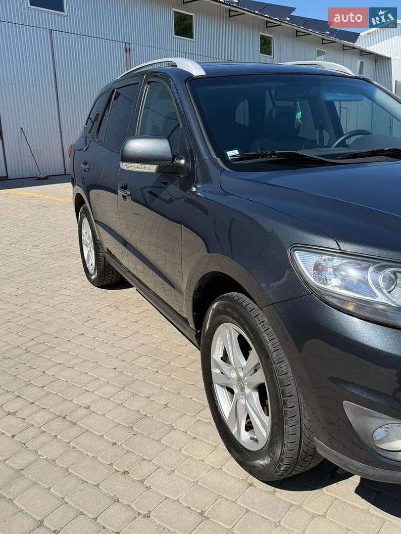 2011 Hyundai Santa Fe - мініатюра 28