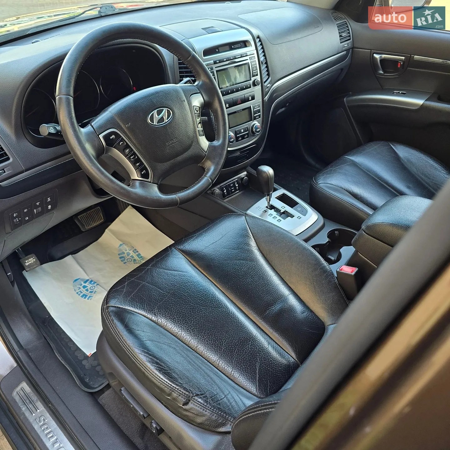 2010 Hyundai Santa Fe - мініатюра 24