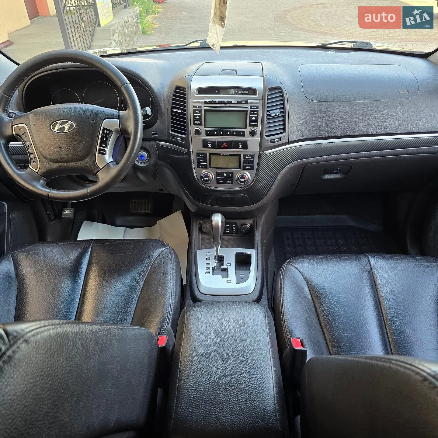 2010 Hyundai Santa Fe - мініатюра 36