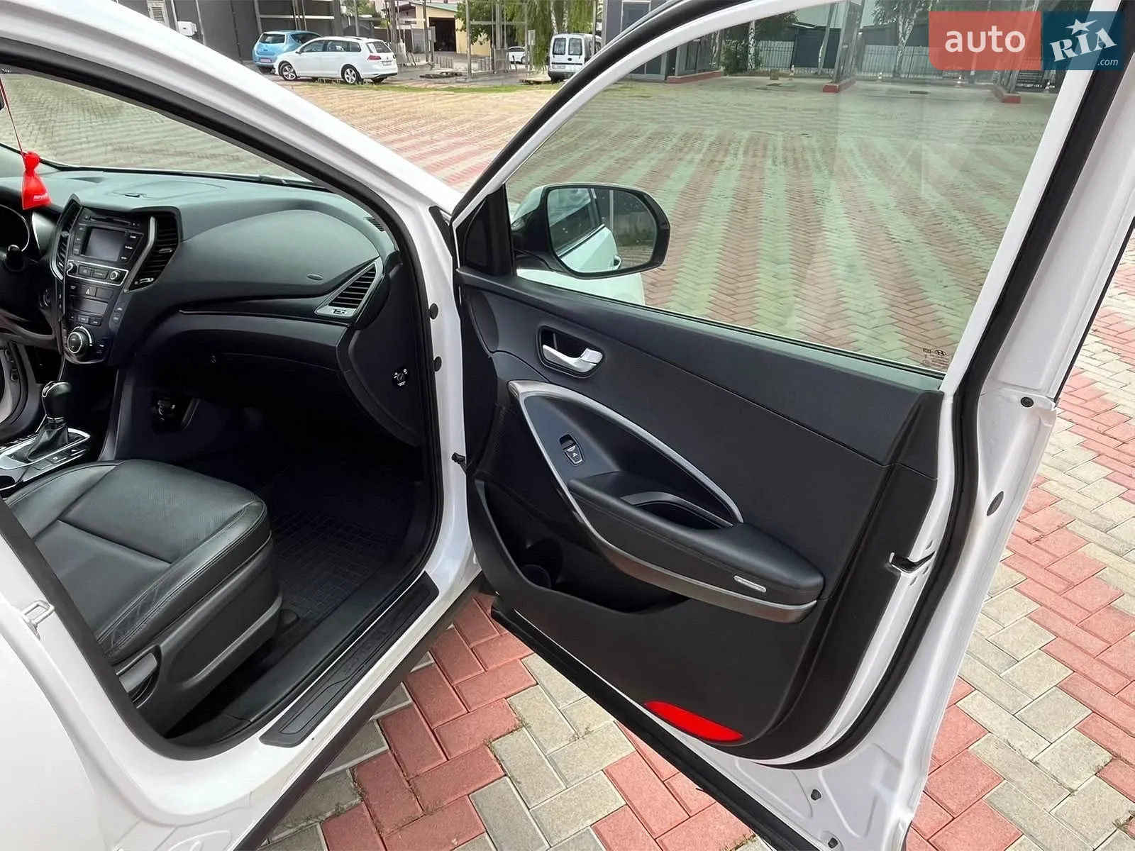 2017 Hyundai Santa Fe - мініатюра 25