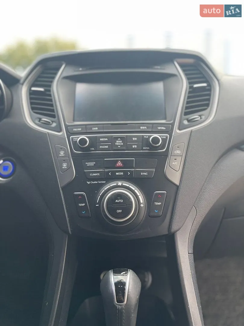 2017 Hyundai Santa Fe - мініатюра 18