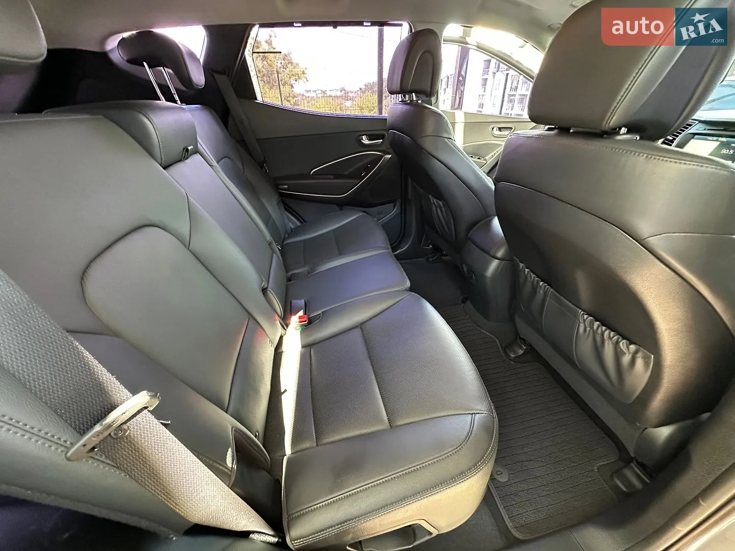 2016 Hyundai Santa Fe - мініатюра 9