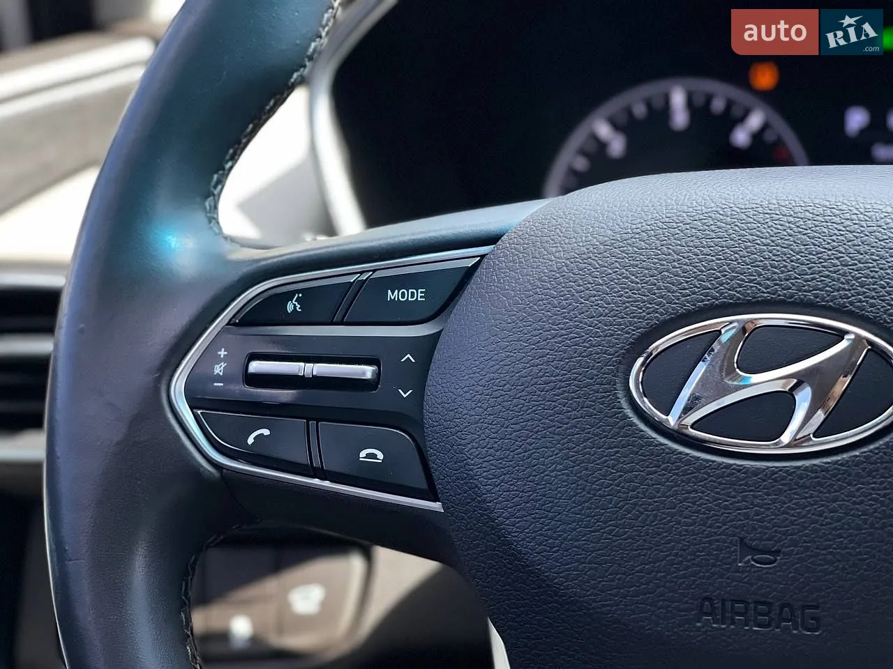 2018 Hyundai Santa Fe - мініатюра 26