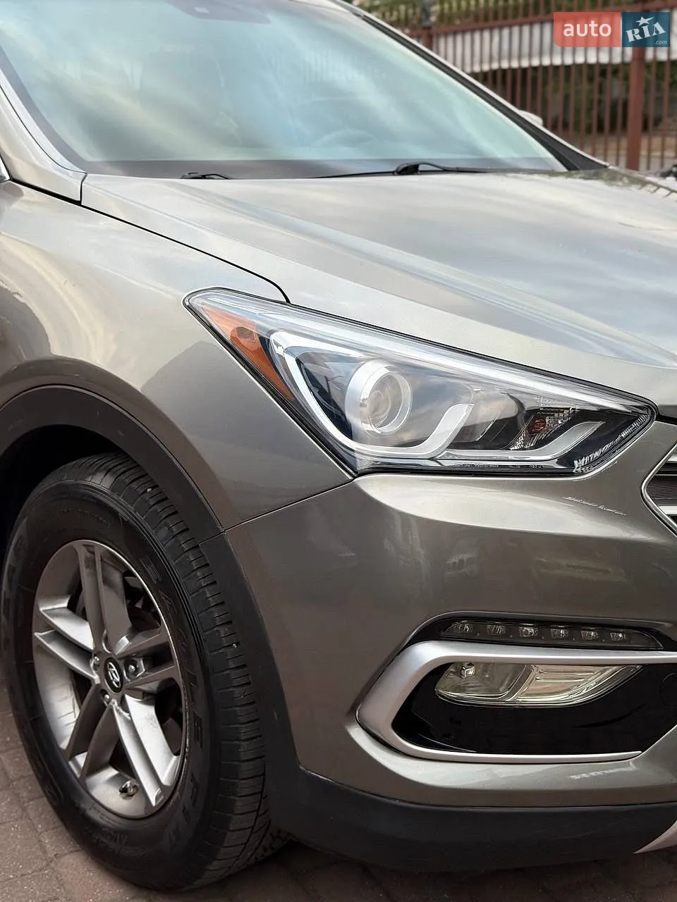 2017 Hyundai Santa Fe - мініатюра 12