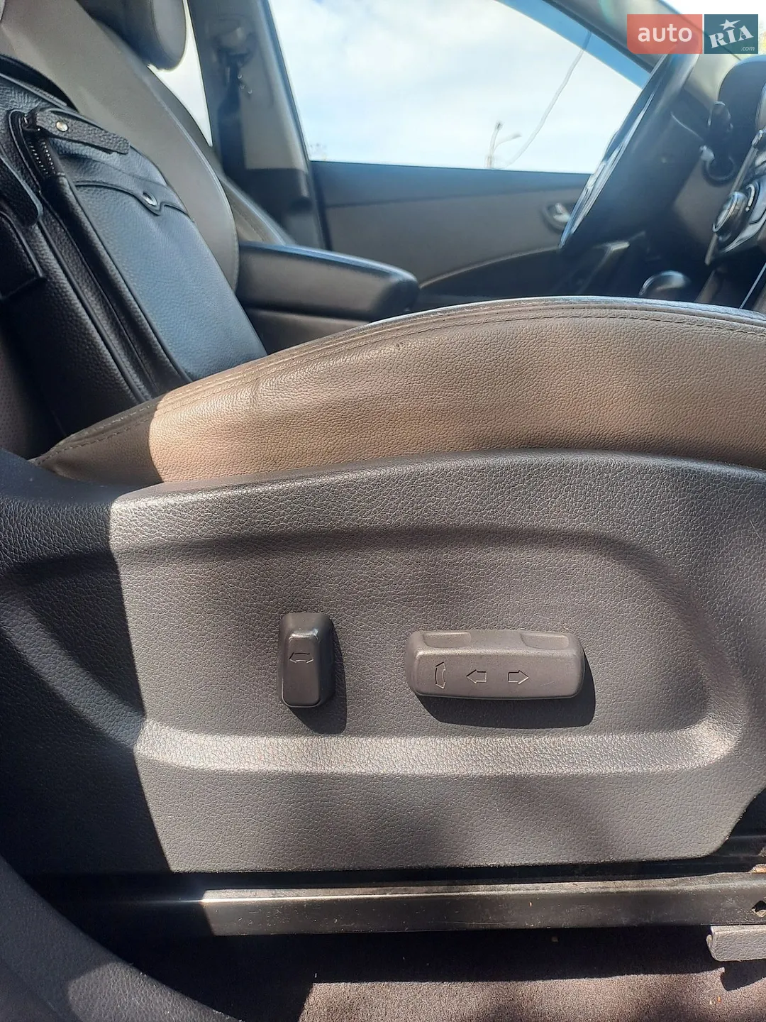 2016 Hyundai Santa Fe - мініатюра 21