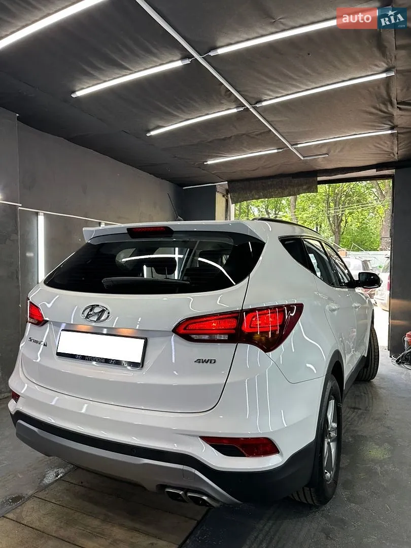 2016 Hyundai Santa Fe - мініатюра 16