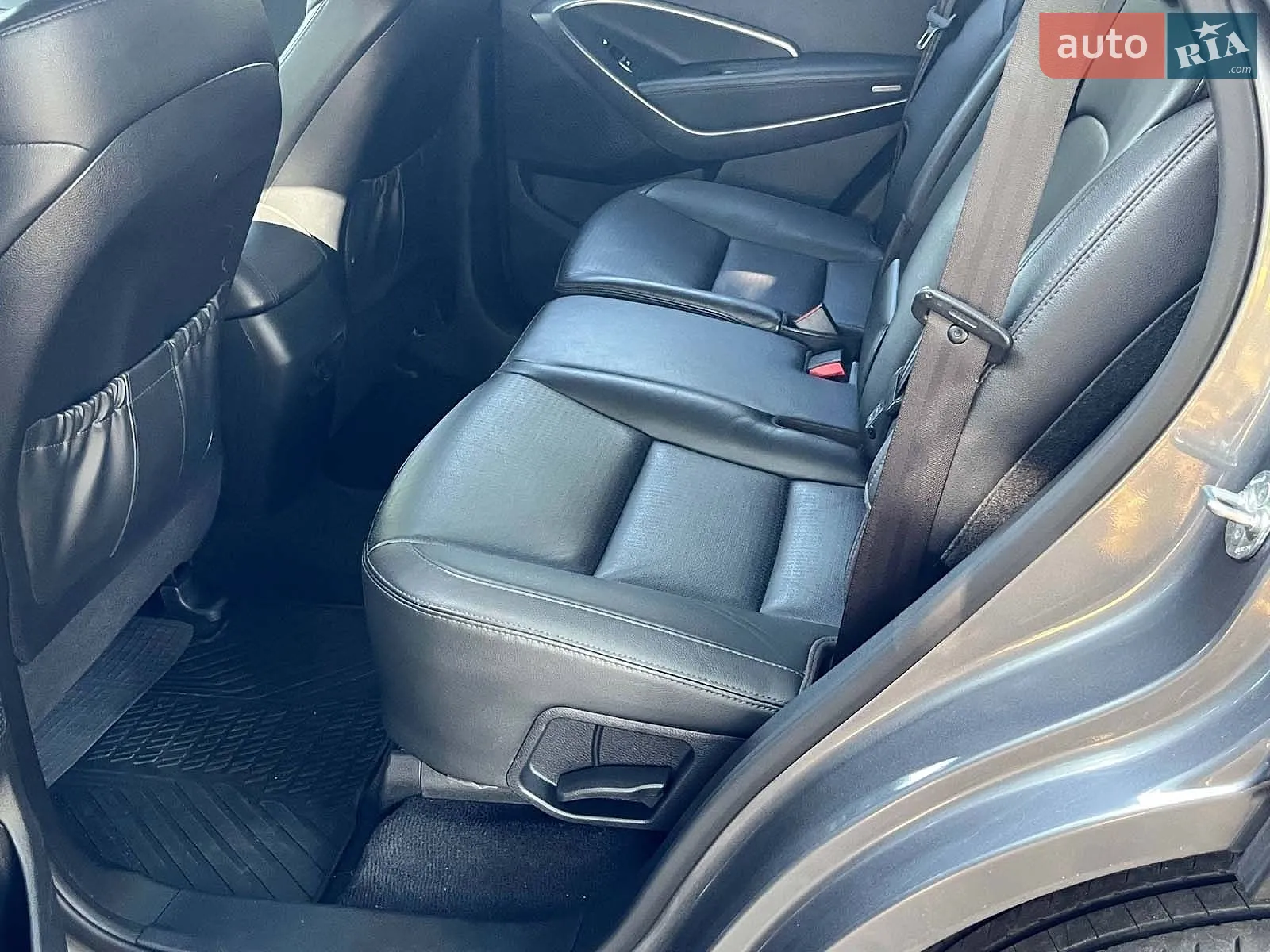 2014 Hyundai Santa Fe - мініатюра 26
