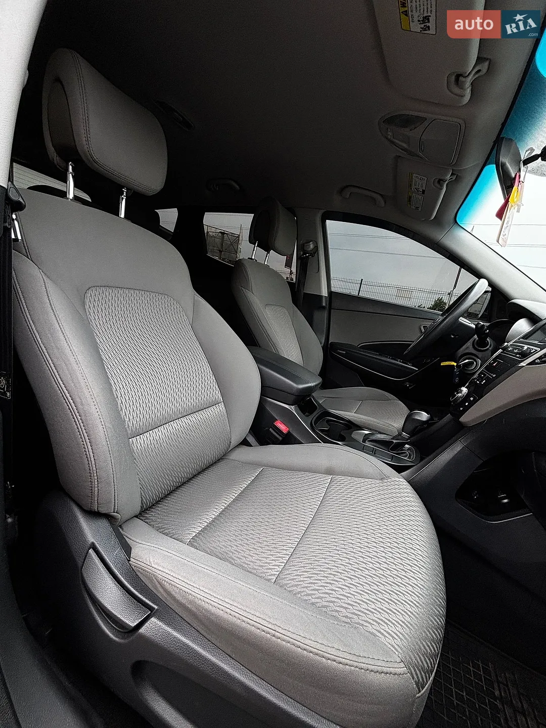 2016 Hyundai Santa Fe - мініатюра 20