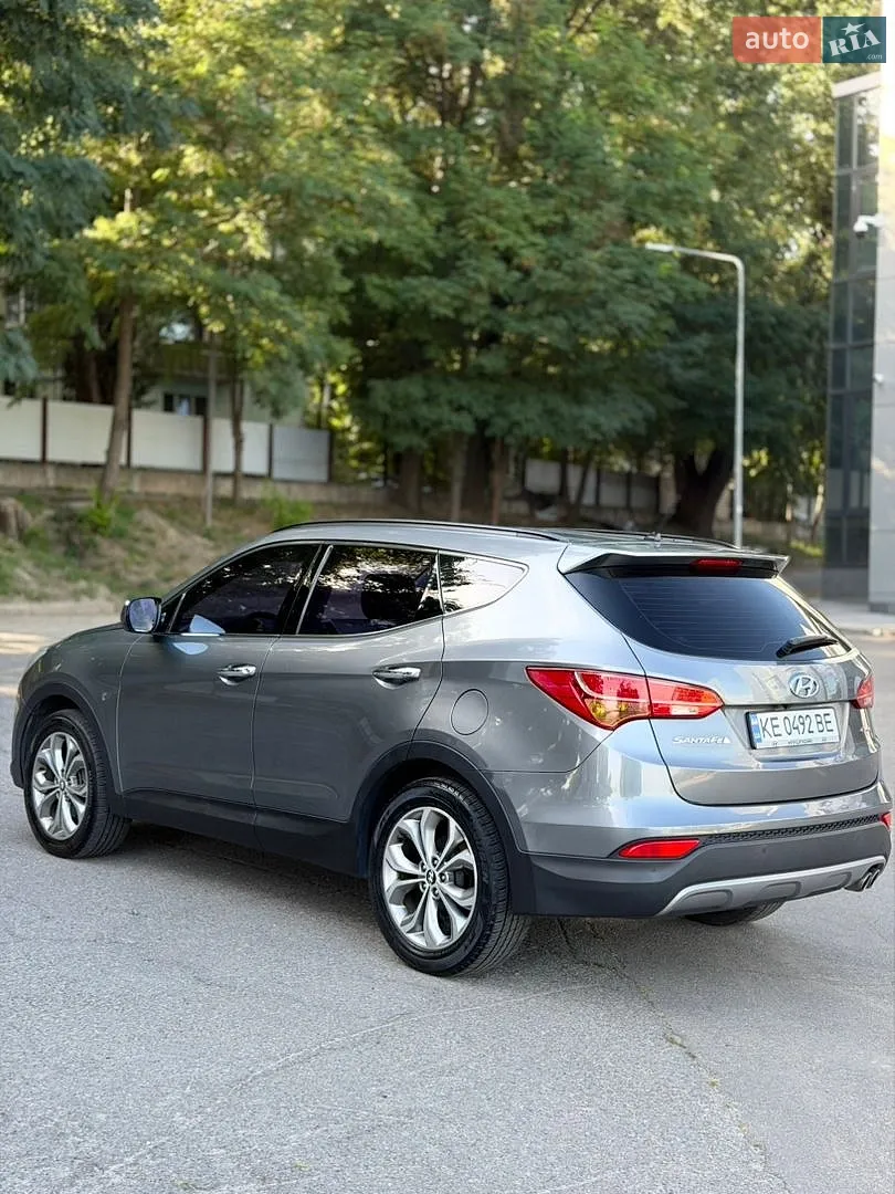 2013 Hyundai Santa Fe - мініатюра 16
